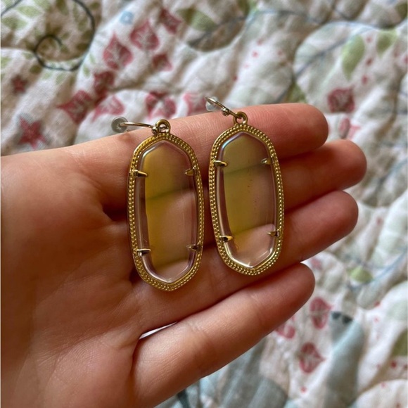 Kendra Scott Elle Earrings in Clear Iridescent - Picture 5 of 5